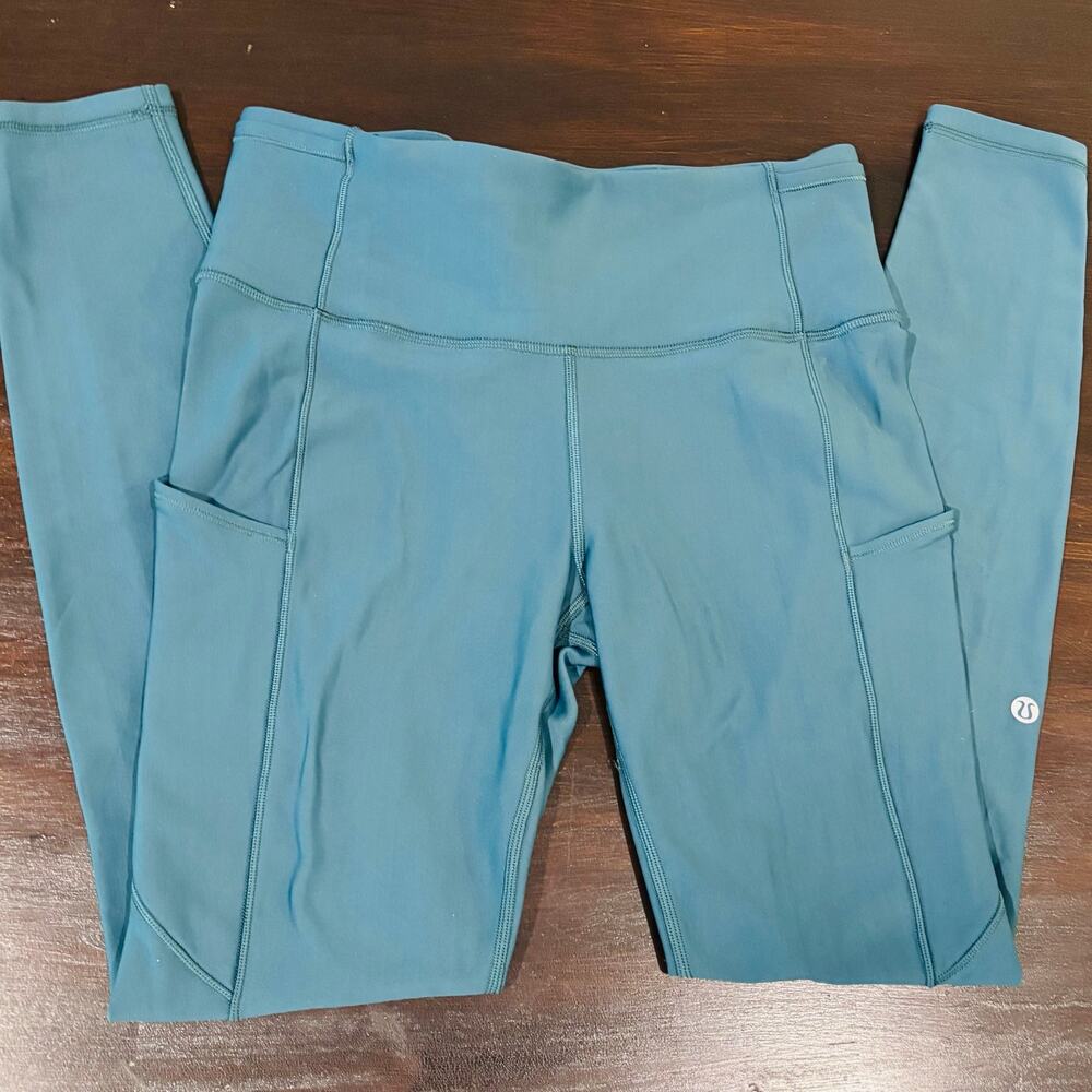 Lululemon Fast and Free High-Rise Thermal Tight 25" (5 Pocket) in Green Jasper - Picture 2 of 7